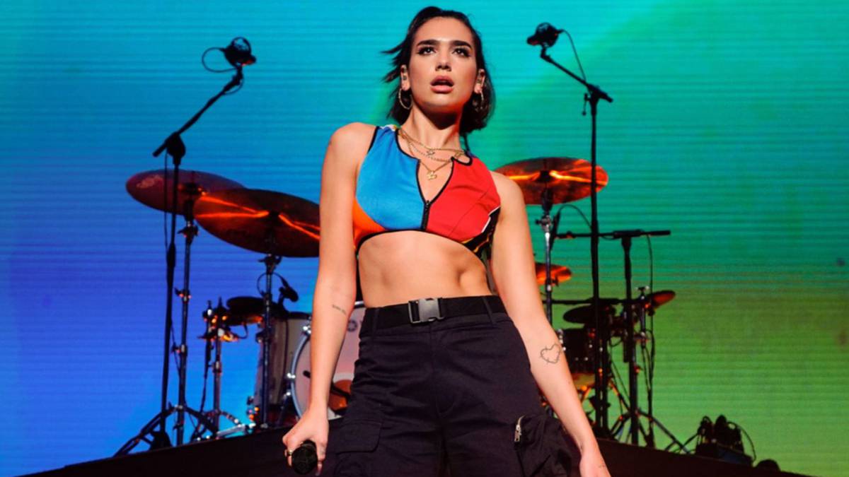 Twitter:@DuaLipa