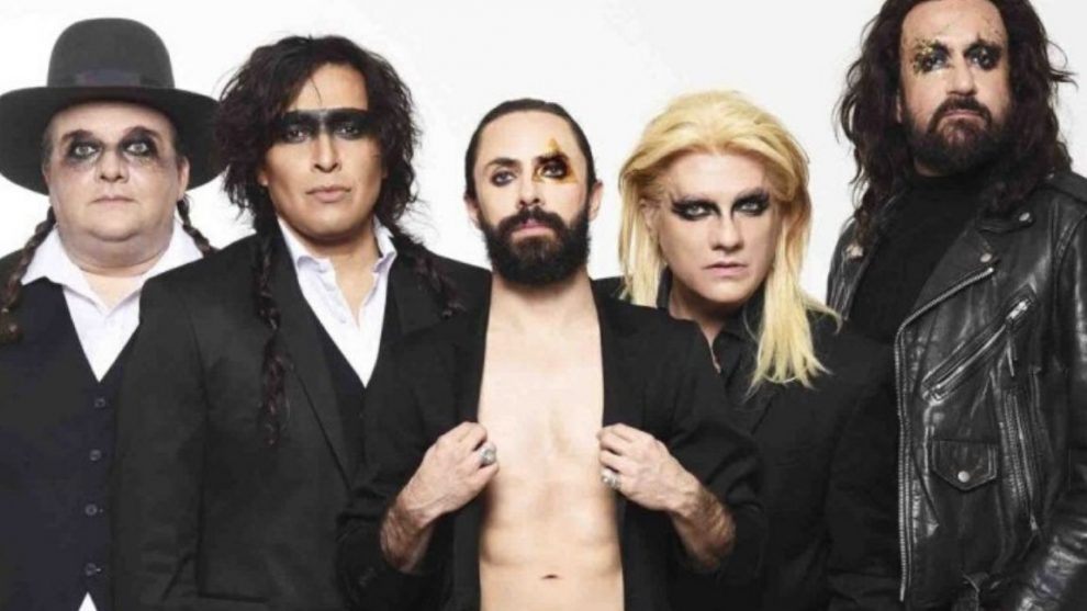 Facebook:@Moderatto