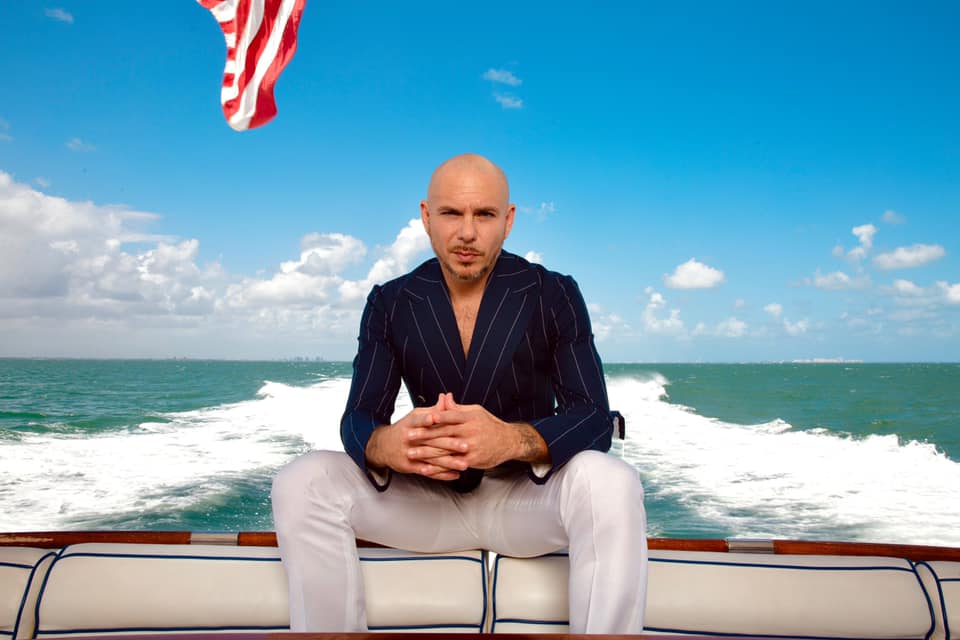 Facebook:@Pitbull