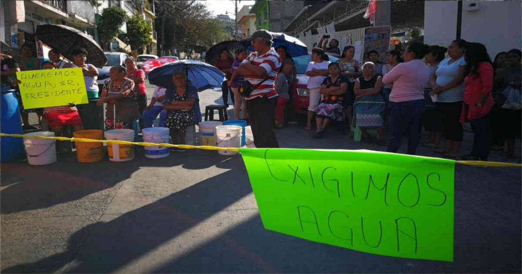 Bloqueó en Chilpancingo por falta de agua