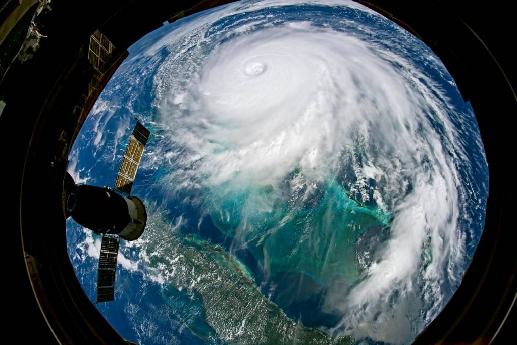 Especial SEMAR pronostica 7 huracanes de intensidad en el Pacífico y 8 en el Atlántico