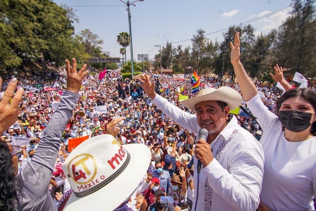 Militantes le reclaman a Félix Salgado en Acapulco