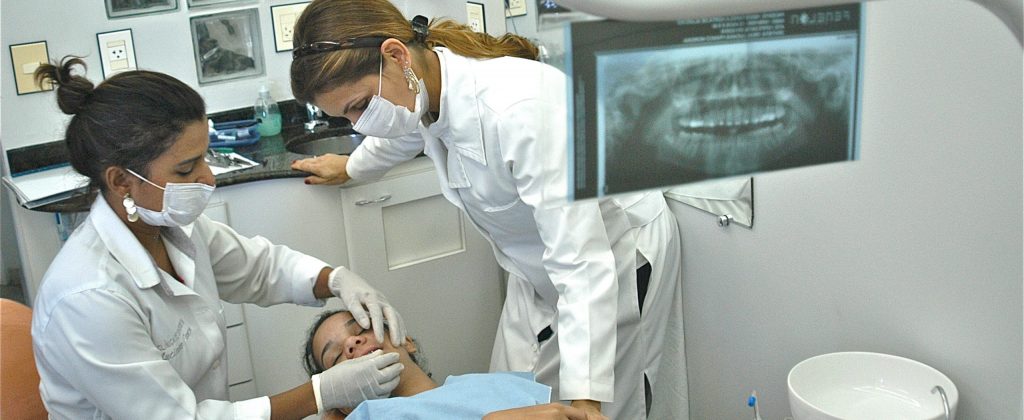 Médicos cubanos atenderían CIRT en Tlapa : AMLO