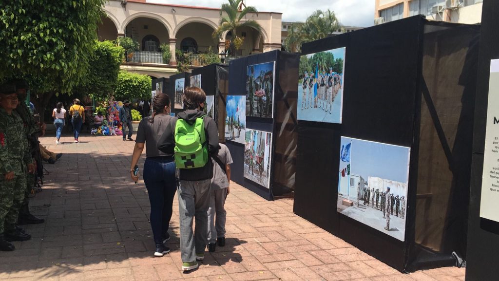 Sedena montó en Ometepec una exposición fotográfica