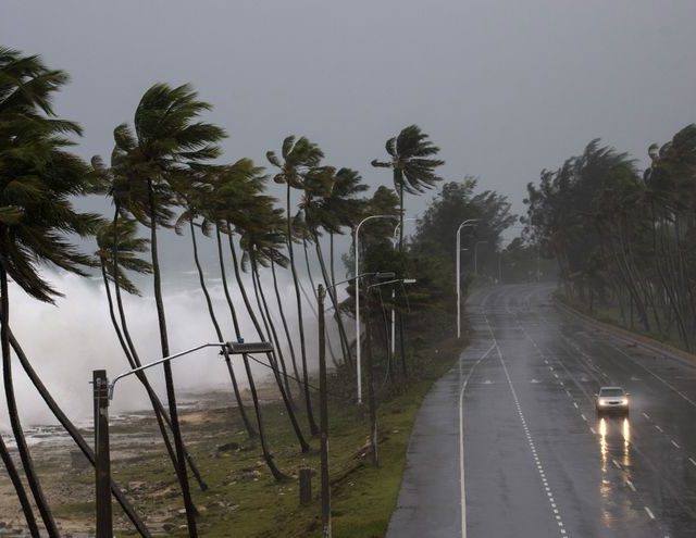 Bonnie mantiene lluvias fuertes en las costas de Guerrero