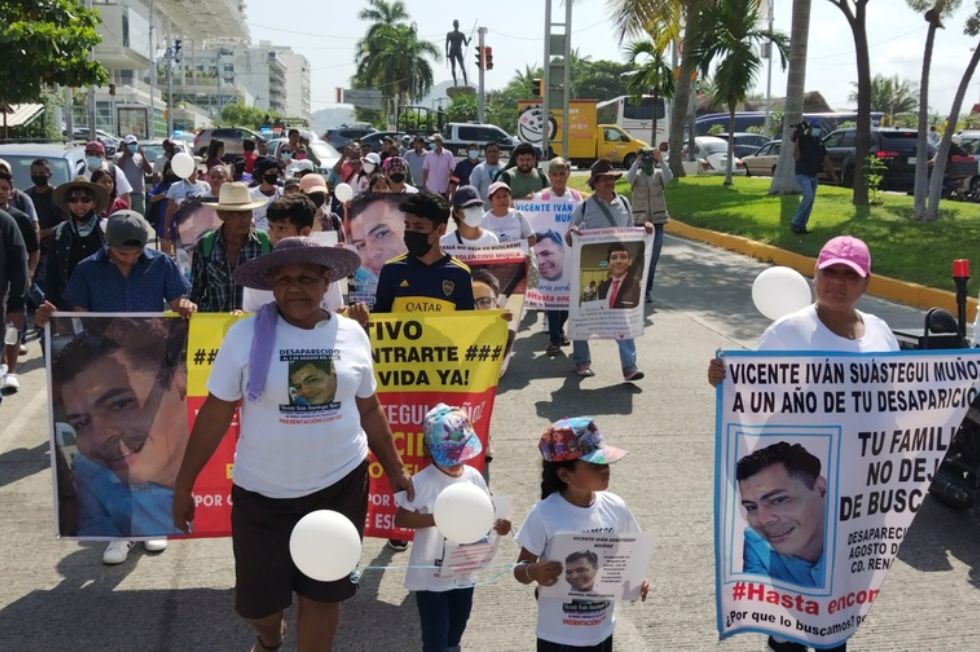 Familiares de personas desaparecidas marchan en Acapulco