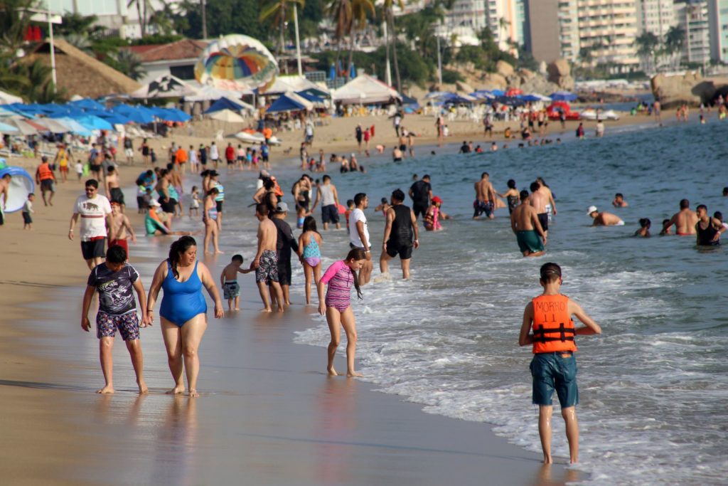 No tienen altos niveles de contaminación las playas de Acapulco: Copriseg