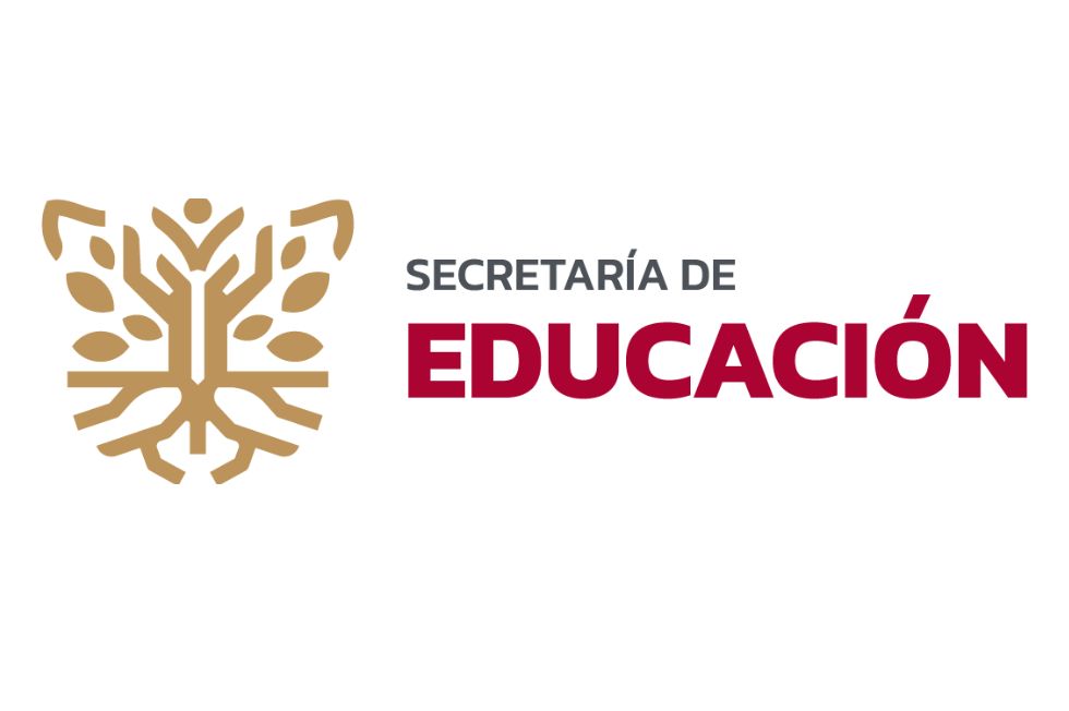 Bloqueo en Chilpancingo para la destitución del jefe de Servicios Generales de la SEG