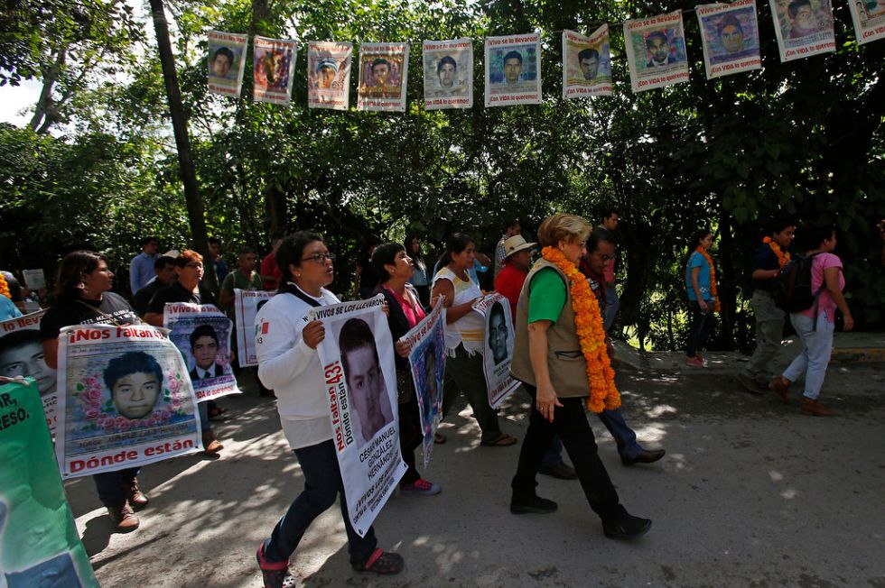 Prisión contra general y dos militares más por caso de Ayotzinapa