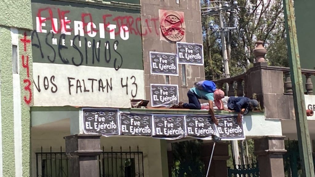 Juez Federal gira orden de aprehensión en contra de ex funcionario y magistrada de Guerrero por el caso Ayotzinapa