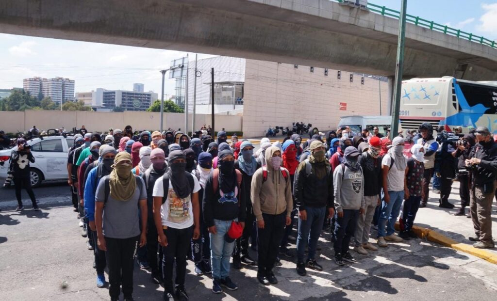 Gabinete de Seguridad Nacional presentó denuncias de Hechos ante la FGR en contra del juez Samuel Ventura por el caso Ayotzinapa